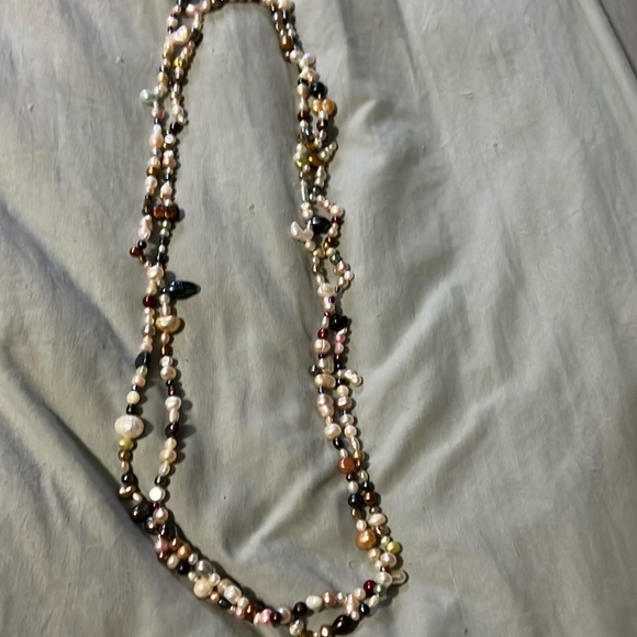 Necklass - Picture 1 of 1